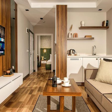La Mia Suites Истанбул Екстериор снимка