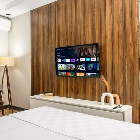 La Mia Suites Истанбул Екстериор снимка