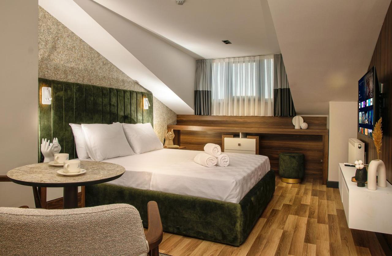 La Mia Suites Истанбул Екстериор снимка