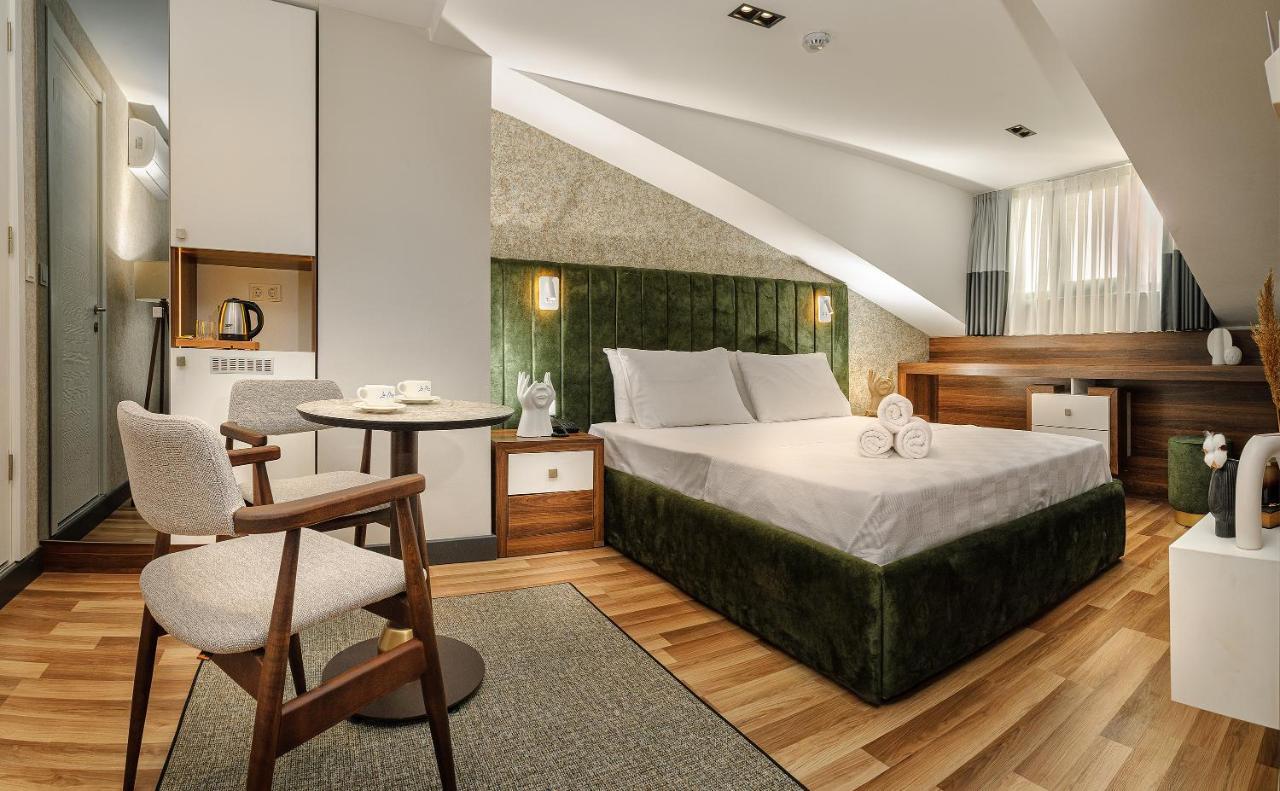 La Mia Suites Истанбул Екстериор снимка