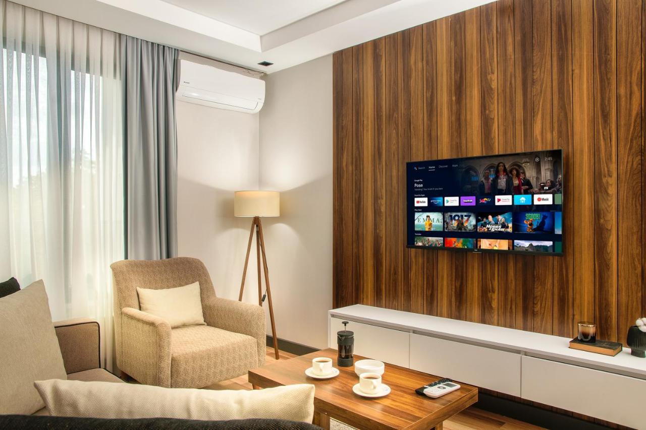 La Mia Suites Истанбул Екстериор снимка