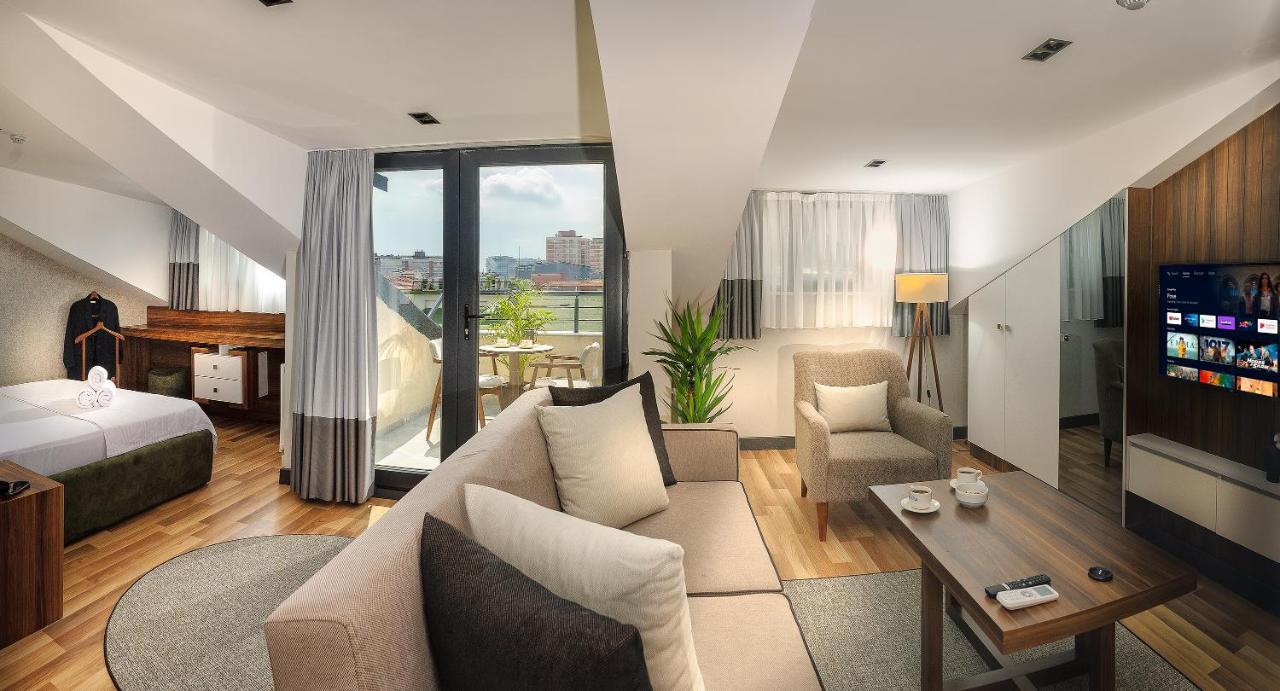 La Mia Suites Истанбул Екстериор снимка